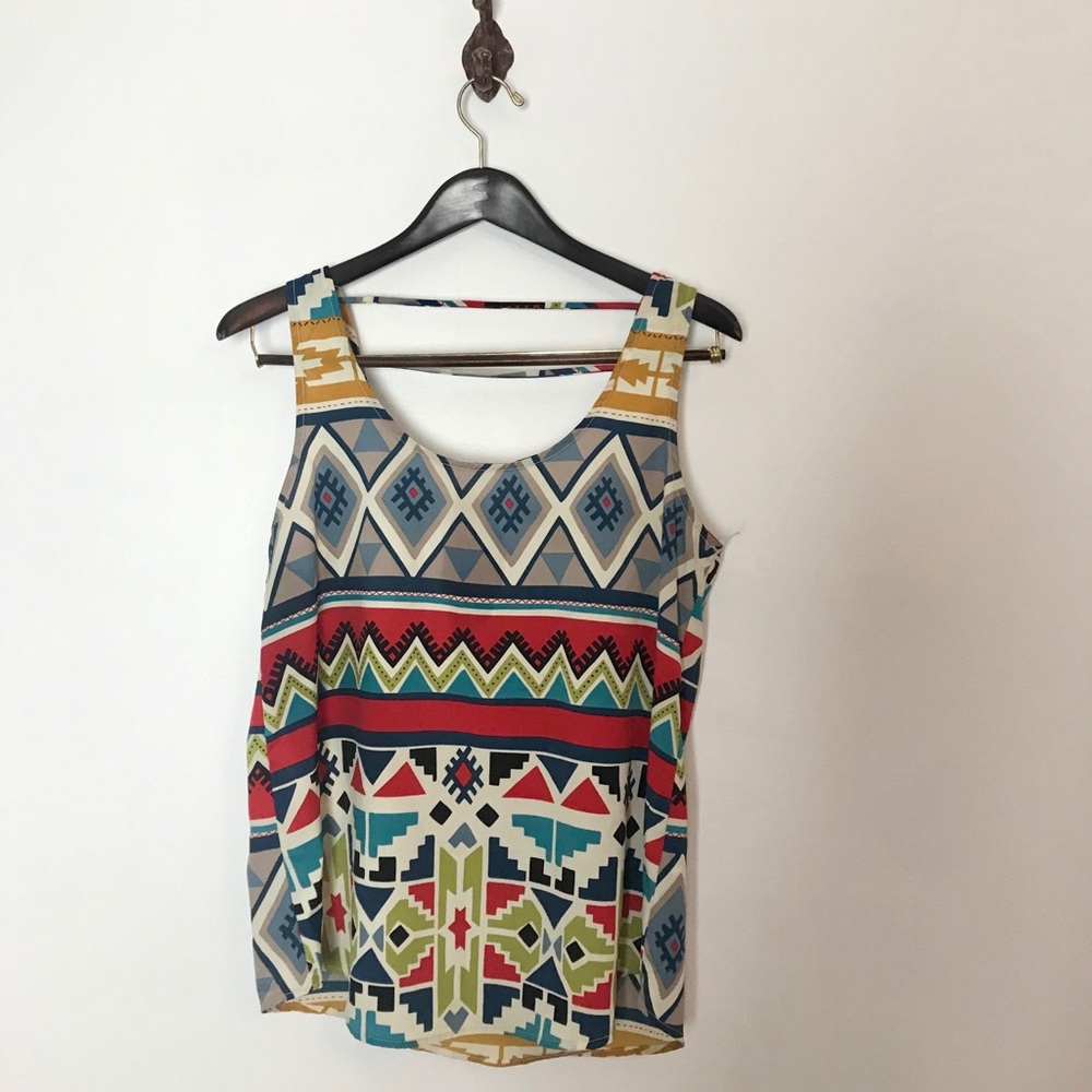 Forever 21 Medium Sleeveless Top Aztec